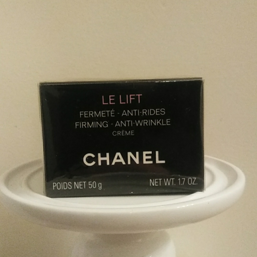 Chanel le Lift